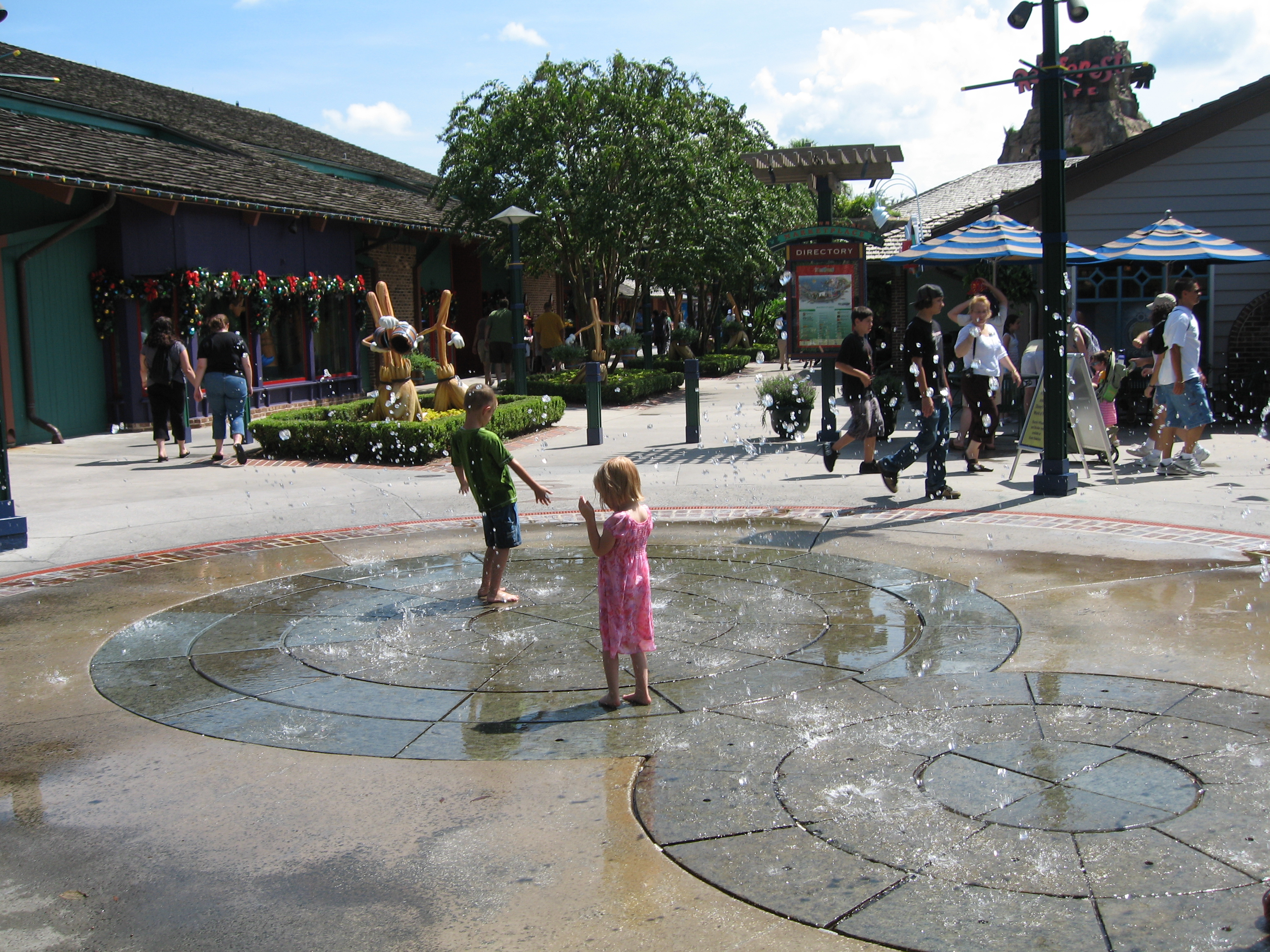 2008_Aug Disney 1 027.jpg